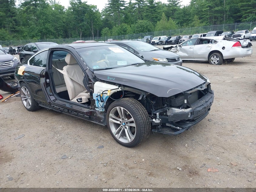 2017 BMW 4er VIN WBA4R9C5XHK878504 IAAI salvage auction — SIDE, Salvage Title, sold $2,800 on 2026-07-23 (photo 1)