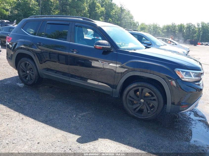 2021 Volkswagen Atlas VIN 1V2HR2CA7MC551683 IAAI salvage auction — REAR END, Salvage Title, sold $5,600 on 2026-09-23 (photo 1)