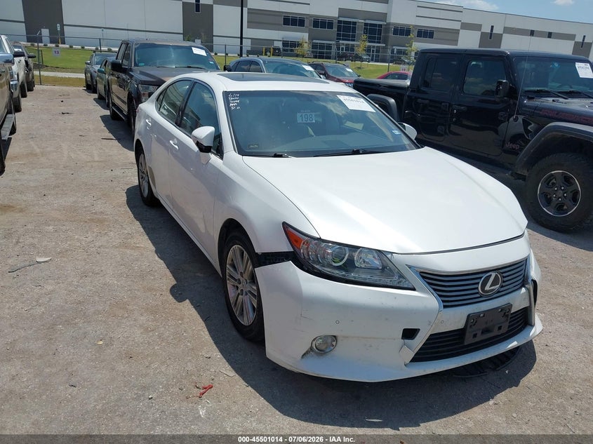 2013 Lexus ES VIN JTHBK1GG0D2044133 IAAI salvage auction — FRONT END, Salvage (Texas), sold $5,600 on 2026-07-16 (photo 1)