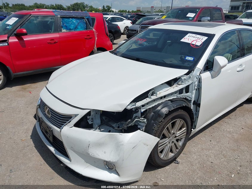 2013 Lexus ES VIN JTHBK1GG0D2044133 IAAI salvage auction — FRONT END, Salvage (Texas), sold $5,600 on 2026-07-16 (photo 6)