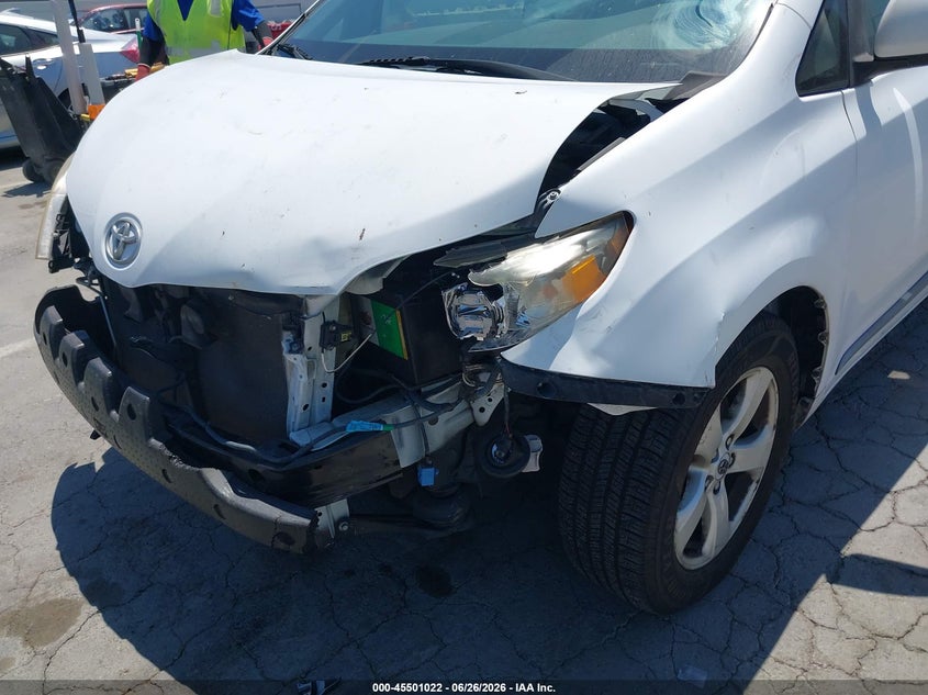 2011 Toyota Sienna VIN 5TDKK3DC0BS147332 IAAI salvage auction — FRONT & REAR, Salvage (California), sold $1,350 on 2026-07-22 (photo 6)