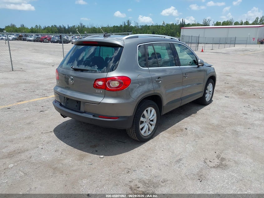 2011 Volkswagen Tiguan VIN WVGAV7AX2BW505463 IAAI salvage auction — FRONT END, Rebuildable (Florida), sold $375 on 2026-07-29 (photo 4)