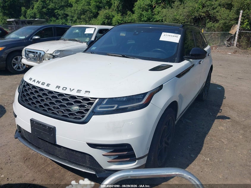 2018 Land rover Range rover velar VIN SALYL2RN8JA725788 IAAI salvage auction — NORMAL WEAR, Clear (Massachusetts), sold $6,875 on 2026-07-28 (photo 2)