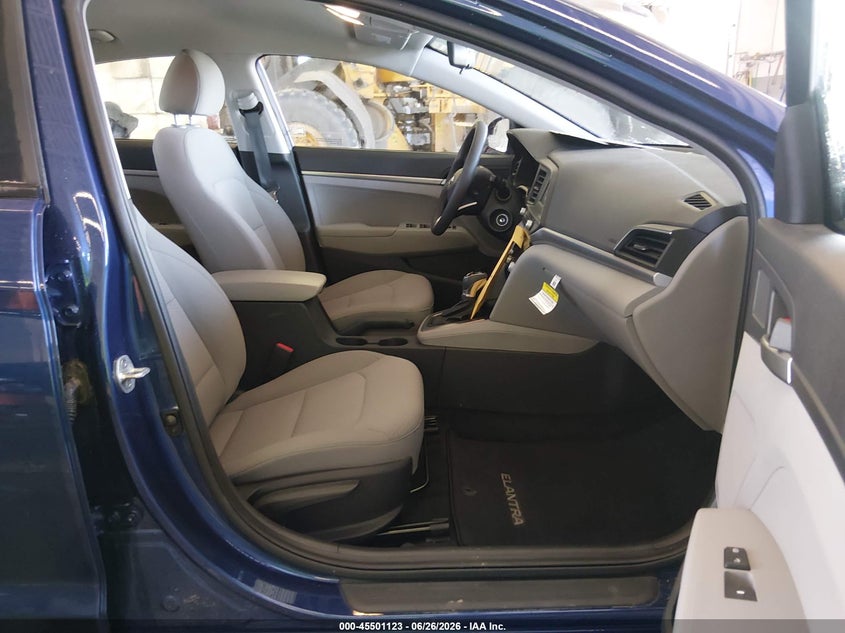 2020 Hyundai Elantra VIN 5NPD74LF0LH609973 IAAI salvage auction — HAIL, Sf97 (New York), sold $7,600 on 2026-08-20 (photo 5)