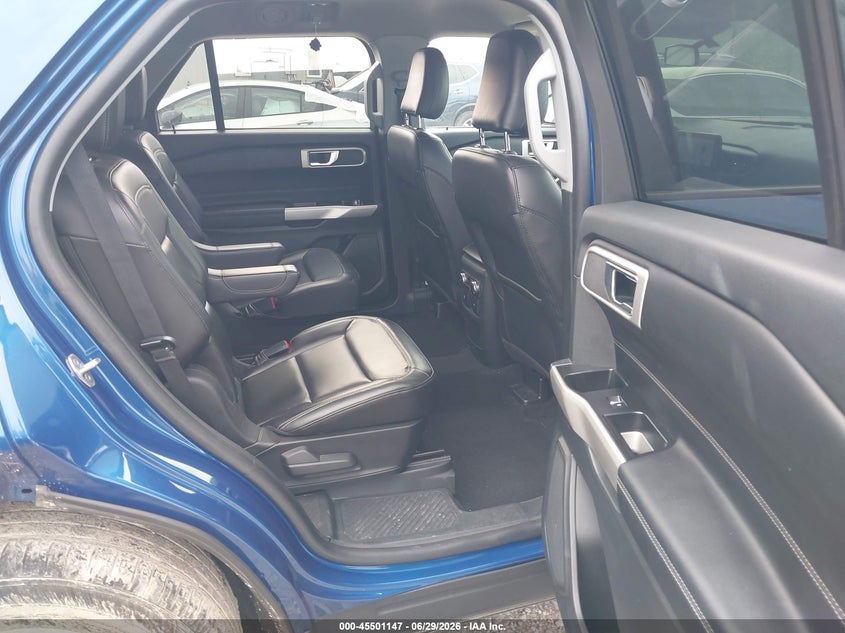 2021 Ford Explorer VIN 1FMSK8DH9MGC38441 IAAI salvage auction — REAR END, Salvage (Ohio), sold $7,900 on 2026-07-09 (photo 8)