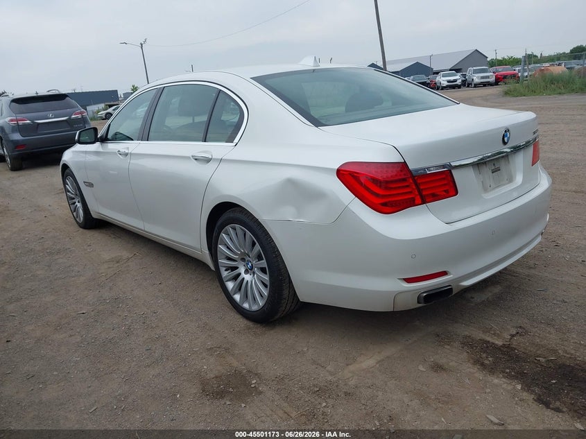 2010 BMW 7 series VIN WBAKC8C55AC431159 IAAI salvage auction — REAR END, Clear (Michigan), sold $1,950 on 2026-07-23 (photo 3)