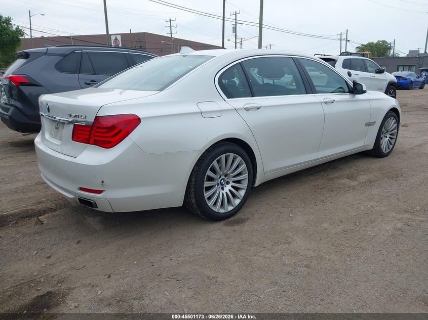 2010 BMW 7 series VIN WBAKC8C55AC431159 IAAI salvage auction — REAR END, Clear (Michigan), sold $1,950 on 2026-07-23 (photo 4)