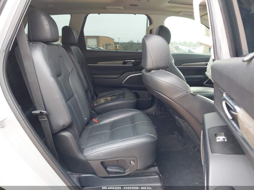 2022 Kia Telluride VIN 5XYP5DHC6NG263293 IAAI salvage auction — LEFT FRONT, Salvage Title, sold $7,000 on 2026-07-06 (photo 8)