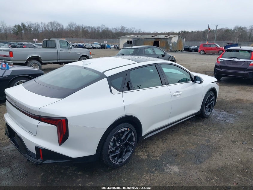2026 Kia K4 VIN 3KPFW4DE2TE266086 IAAI salvage auction — FRONT END, Salvage (Virginia), sold $11,350 on 2026-07-27 (photo 4)