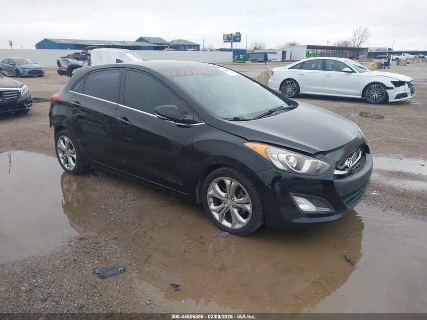 2013 Hyundai Elantra VIN KMHD35LE1DU047352 IAAI salvage auction — FRONT & REAR, Salvage Title, sold $1,200 on 2026-07-15 (photo 1)