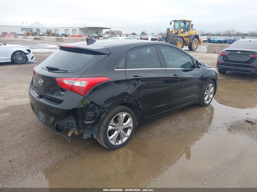 2013 Hyundai Elantra VIN KMHD35LE1DU047352 IAAI salvage auction — FRONT & REAR, Salvage Title, sold $1,200 on 2026-07-15 (photo 4)