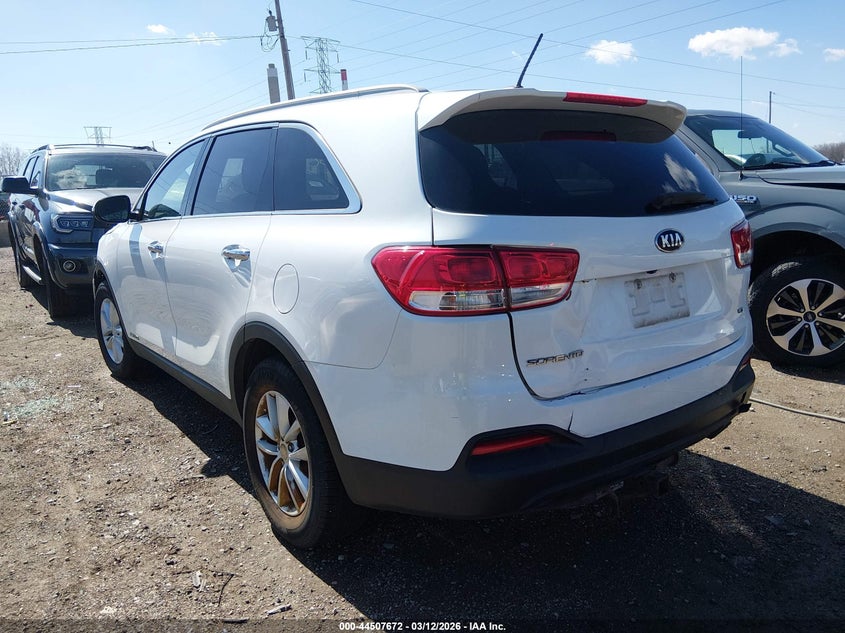 2017 Kia Sorento VIN 5XYPGDA5XHG215676 IAAI salvage auction — RIGHT SIDE, Clear (Indiana), sold $1,700 on 2026-07-08 (photo 3)