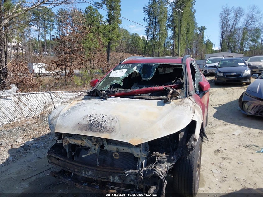 2022 Toyota Corolla cross VIN 7MUDAABG2NV035163 IAAI salvage auction — ENGINE BURN, Salvage (Georgia), sold $2,400 on 2026-07-14 (photo 6)