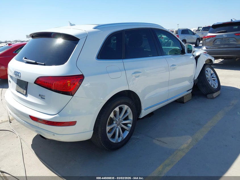 2014 Audi Q5 VIN WA1LFAFPXEA060689 IAAI salvage auction — FRONT END, Salvage Title, sold $1,225 on 2026-08-03 (photo 4)