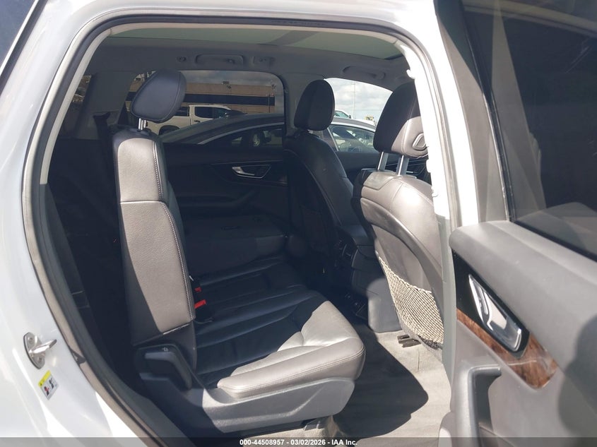 2017 Audi Q7 VIN WA1AAAF76HD005245 IAAI salvage auction — REPOSSESSION, Clear - Dealer Only (California), sold $4,800 on 2026-07-09 (photo 8)