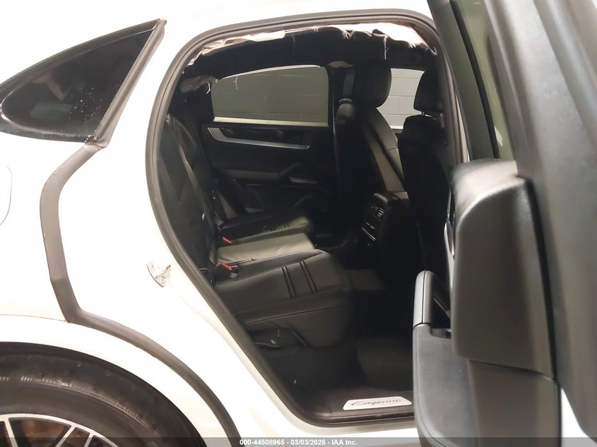 2024 Porsche Cayenne VIN WP1BA2AY1RDA56488 IAAI salvage auction — Front End, Mv-907A (New York), sold $31,600 on 2026-04-21 (photo 8)