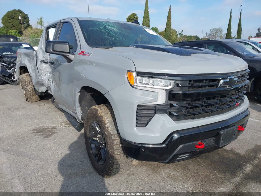 2024 Chevrolet Silverado 1500 VIN 3GCUDFELXRG271510 IAAI salvage auction — Side, Salvage (California), sold $10,400 on 2026-07-09 (photo 1)