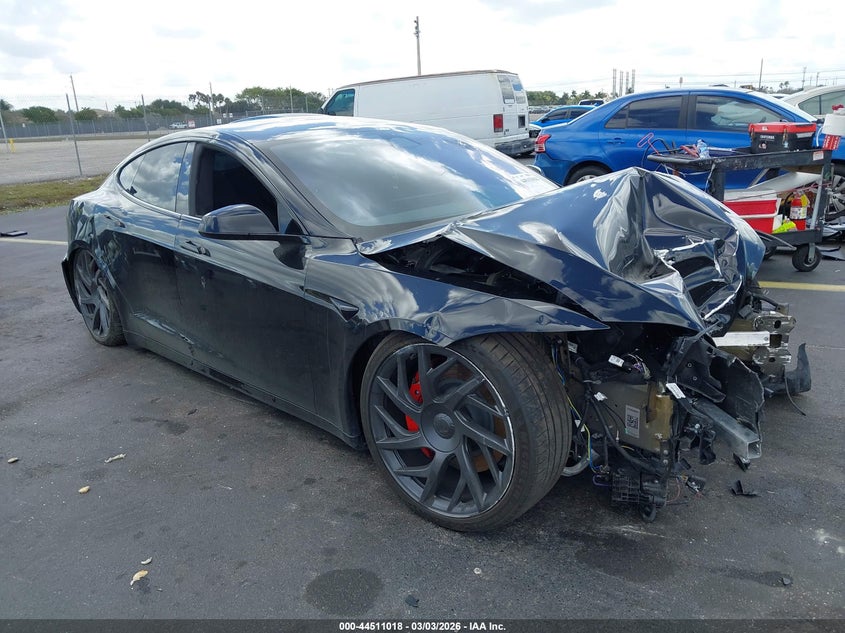 2026 Tesla Model s VIN 5YJSA1E64TF555502 — IAAI salvage auction photo