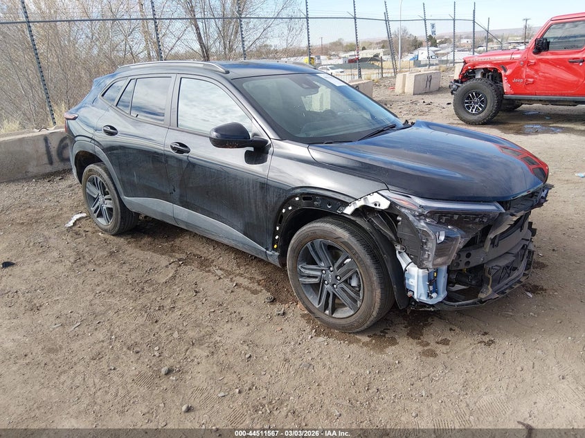 2025 Chevrolet Trax VIN KL77LKEP0SC062746 IAAI salvage auction — FRONT END, Salvage Title, sold $7,000 on 2026-07-13 (photo 1)