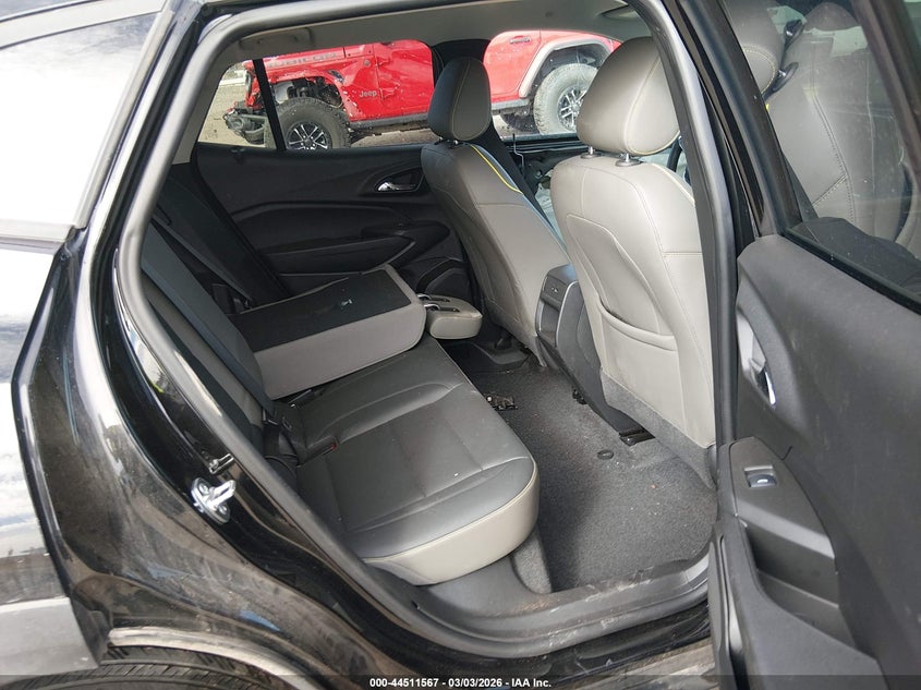 2025 Chevrolet Trax VIN KL77LKEP0SC062746 IAAI salvage auction — FRONT END, Salvage Title, sold $7,000 on 2026-07-13 (photo 8)