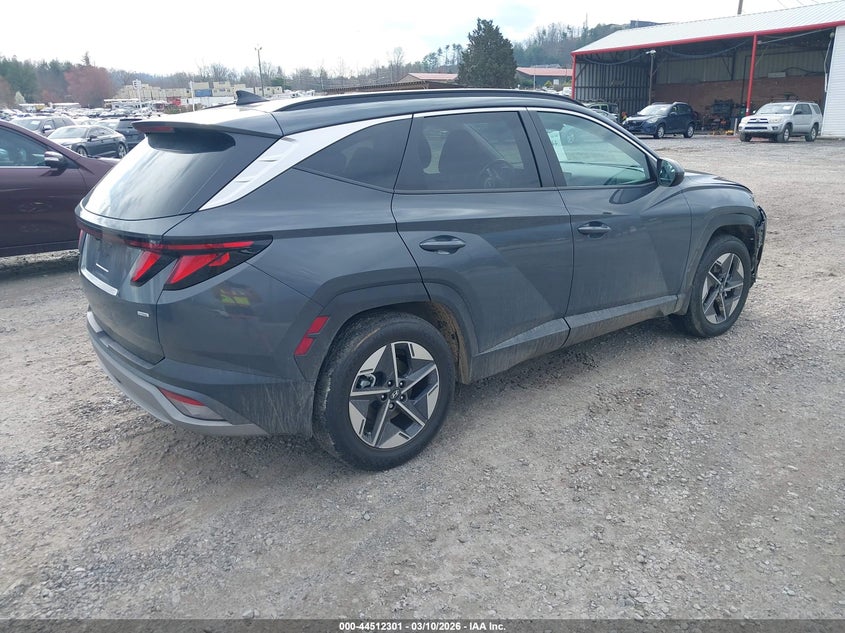 2025 Hyundai Tucson VIN 5NMJBCDE8SH525462 IAAI salvage auction — FRONT END, Salvage Title, sold $8,050 on 2026-08-23 (photo 4)