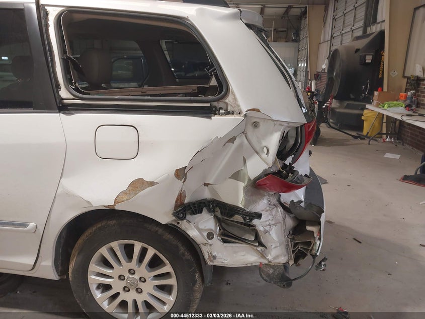 2007 Toyota Sienna VIN 5TDBK22C87S001426 IAAI salvage auction — LEFT REAR, Salvage (North Carolina), sold $1,150 on 2026-07-16 (photo 6)