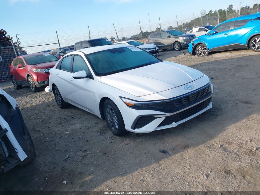 2024 Hyundai Elantra VIN KMHLM4DJXRU102175 IAAI salvage auction — LEFT SIDE, Salvage Title, sold $8,300 on 2026-08-21 (photo 1)