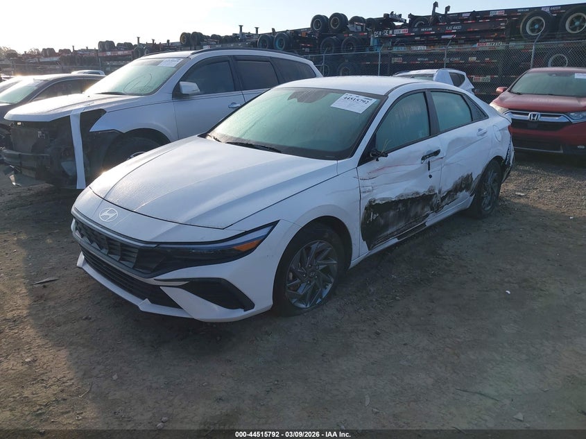 2024 Hyundai Elantra VIN KMHLM4DJXRU102175 IAAI salvage auction — LEFT SIDE, Salvage Title, sold $8,300 on 2026-08-21 (photo 2)