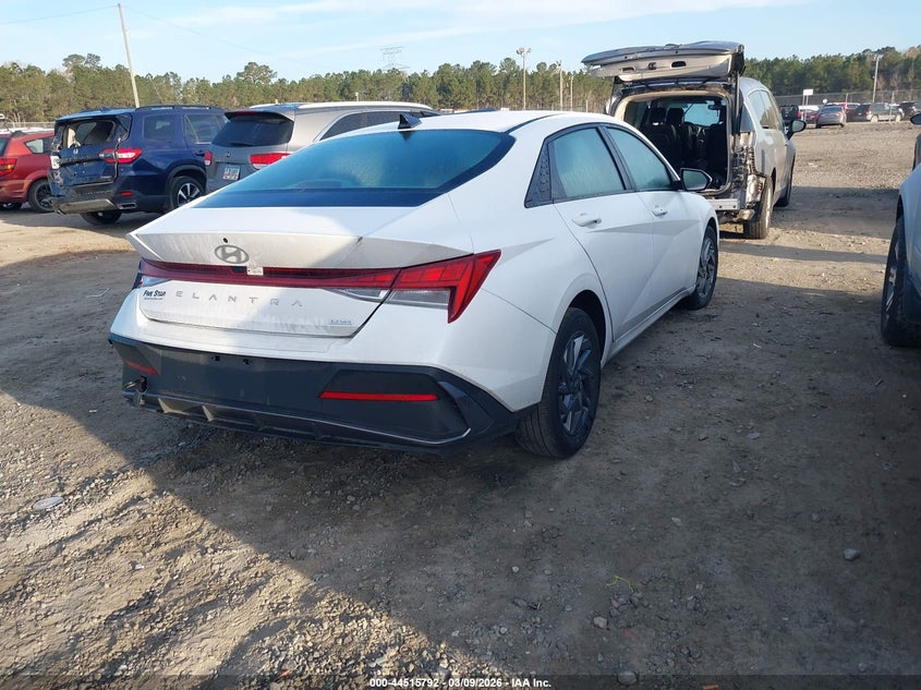 2024 Hyundai Elantra VIN KMHLM4DJXRU102175 IAAI salvage auction — LEFT SIDE, Salvage Title, sold $8,300 on 2026-08-21 (photo 4)