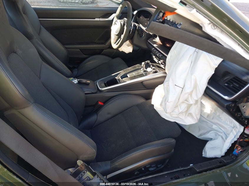 2024 Porsche 911 VIN WP0AB2A92RS221236 IAAI salvage auction — FRONT & REAR, Salvage Title, sold $38,000 on 2026-07-27 (photo 5)