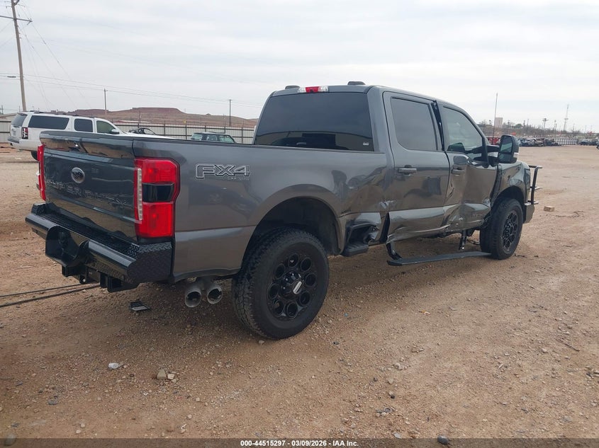 2026 Ford F350 VIN 1FT8W3BT1TEC85437 IAAI salvage auction — SIDE, Salvage Title, sold $20,300 on 2026-07-30 (photo 4)