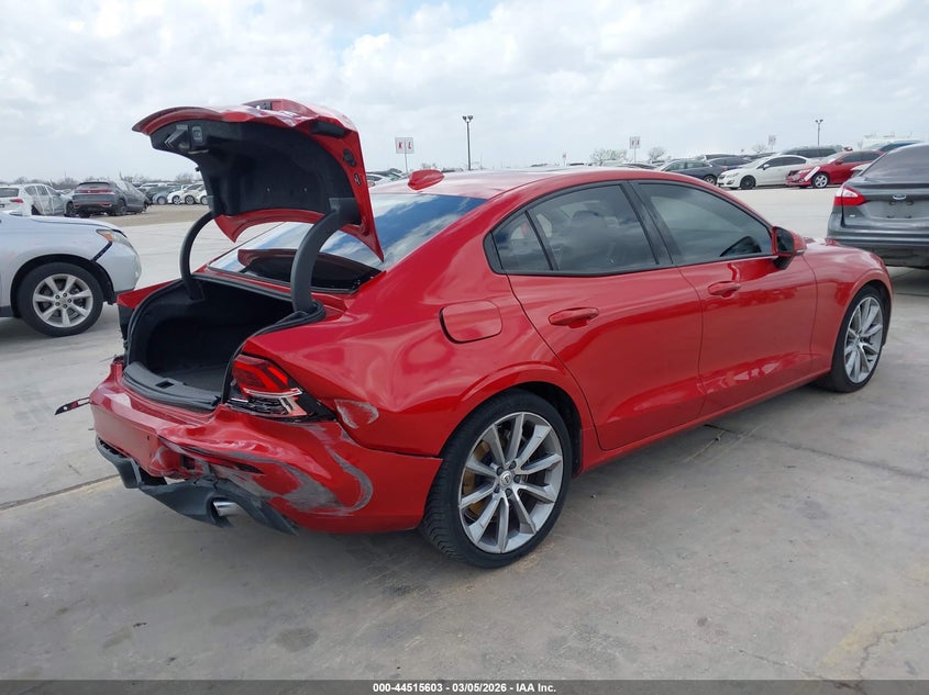 2019 Volvo S60 VIN 7JRA22TK5KG017508 IAAI salvage auction — REAR END, Salvage (Texas), sold $4,550 on 2026-07-27 (photo 4)