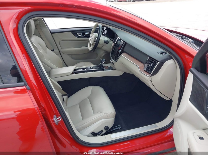 2019 Volvo S60 VIN 7JRA22TK5KG017508 IAAI salvage auction — REAR END, Salvage (Texas), sold $4,550 on 2026-07-27 (photo 5)