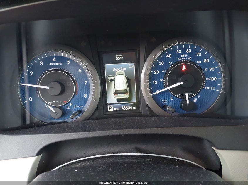 2017 Toyota Sienna VIN 5TDYZ3DC7HS874756 IAAI salvage auction — FRONT END, Salvage (South Carolina), sold $8,400 on 2026-07-31 (photo 7)