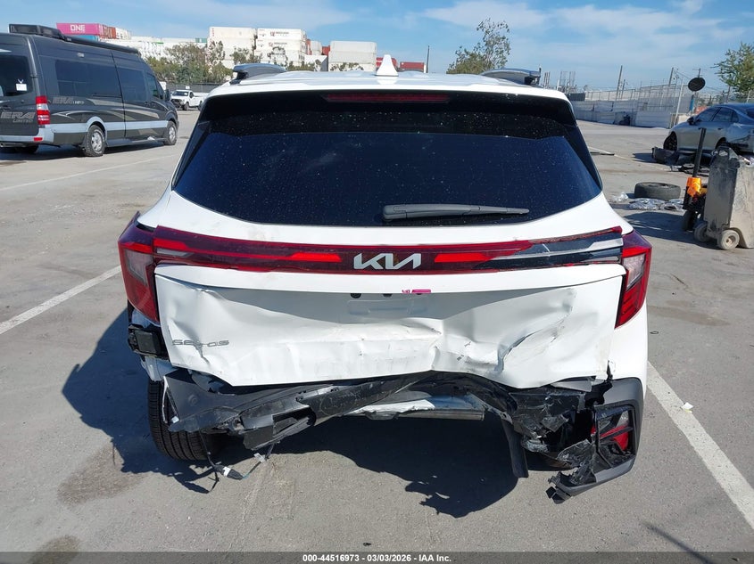 2025 Kia Seltos VIN KNDEU2AA2S7819275 IAAI salvage auction — REAR END, Salvage (California), sold $6,500 on 2026-07-08 (photo 6)