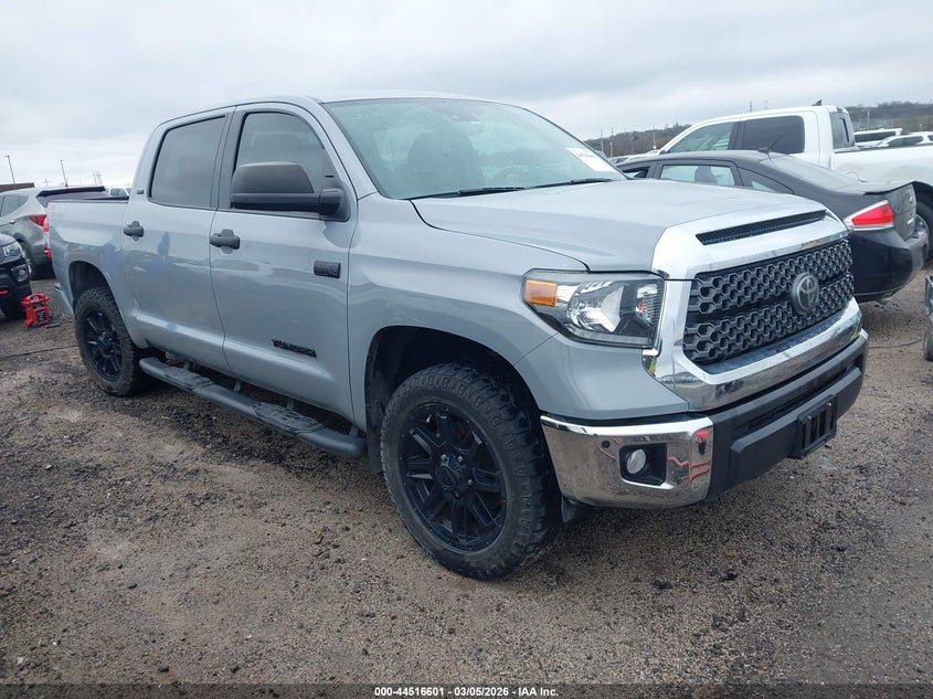 2021 Toyota Tundra VIN 5TFDY5F19MX023197 IAAI salvage auction — LEFT SIDE, Clear (Oklahoma), sold $17,400 on 2026-07-30 (photo 1)