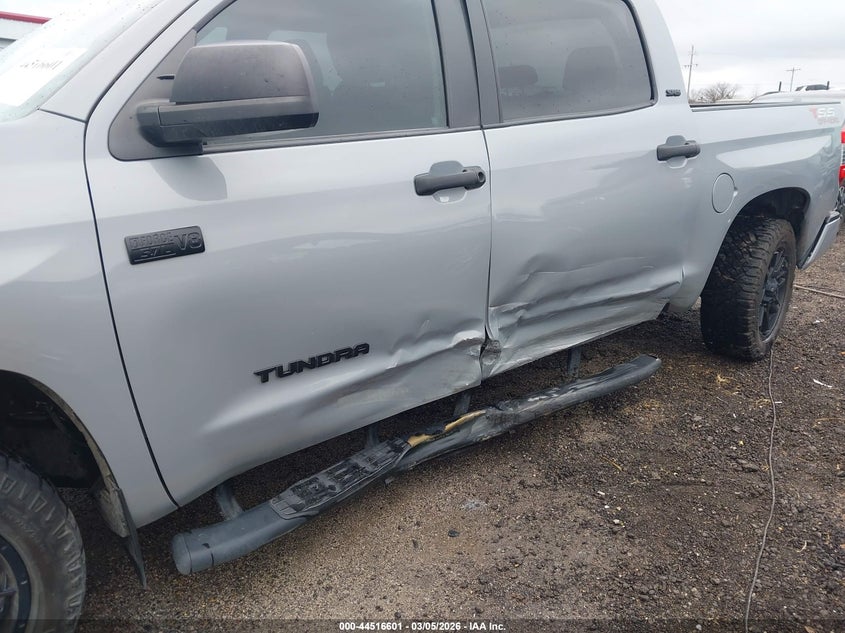 2021 Toyota Tundra VIN 5TFDY5F19MX023197 IAAI salvage auction — LEFT SIDE, Clear (Oklahoma), sold $17,400 on 2026-07-30 (photo 6)