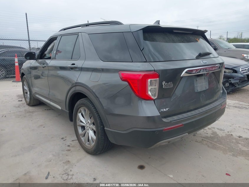 2020 Ford Explorer VIN 1FMSK7DH9LGB51714 IAAI salvage auction — RIGHT FRONT, Salvage Title, sold $5,850 on 2026-08-03 (photo 3)