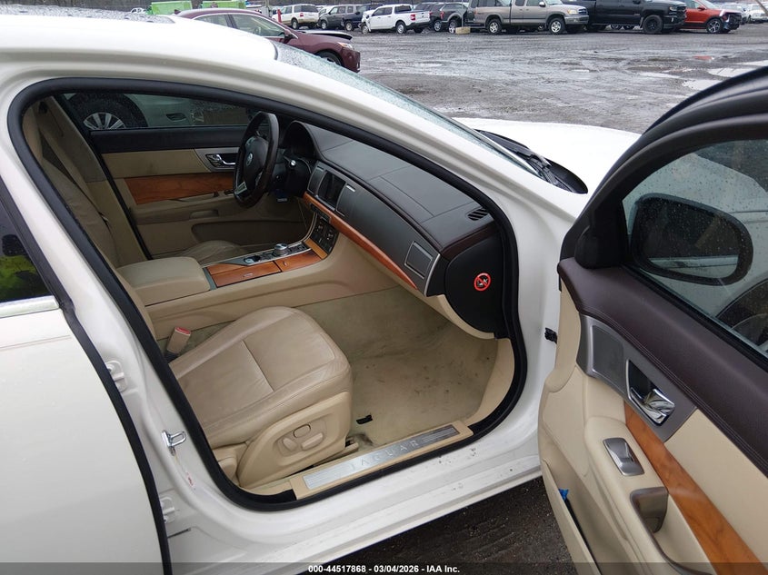 2010 Jaguar Xf VIN SAJWA0FA1AHR70595 IAAI salvage auction — FRONT END, Salvage (New Jersey), sold $550 on 2026-07-14 (photo 5)