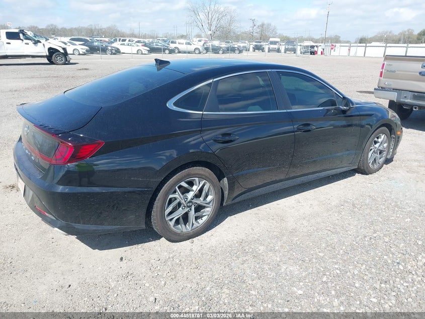 2023 Hyundai Sonata VIN KMHL64JA8PA268143 IAAI salvage auction — UNDERCARRIAGE, Salvage Title, sold $5,150 on 2026-07-22 (photo 4)
