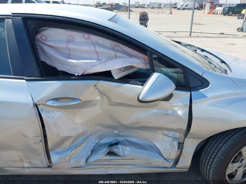 2016 Chevrolet Cruze VIN 1G1BC5SM4G7318095 IAAI salvage auction — RIGHT SIDE, Salvage (New Mexico), sold $1,100 on 2026-08-01 (photo 6)