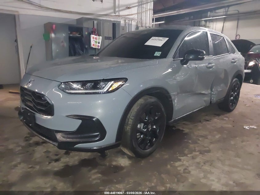 2025 Honda Hr-v VIN 3CZRZ2H55SM739738 IAAI salvage auction — SIDE, Salvage (New Jersey), sold $7,400 on 2026-07-09 (photo 2)