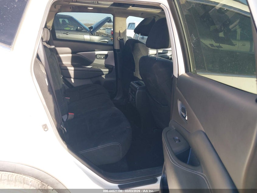 2019 Nissan Murano VIN 5N1AZ2MJ6KN157400 IAAI salvage auction — FRONT END, Salvage Title, sold $1,850 on 2026-07-31 (photo 8)