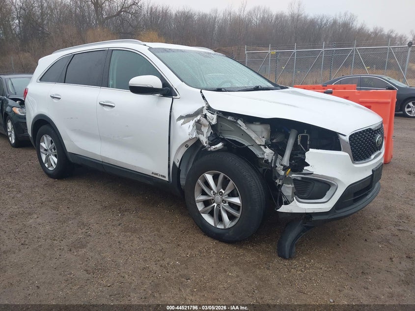 2017 Kia Sorento VIN 5XYPGDA56HG203766 IAAI salvage auction — THEFT, Salvage Title, sold $2,000 on 2026-07-15 (photo 1)