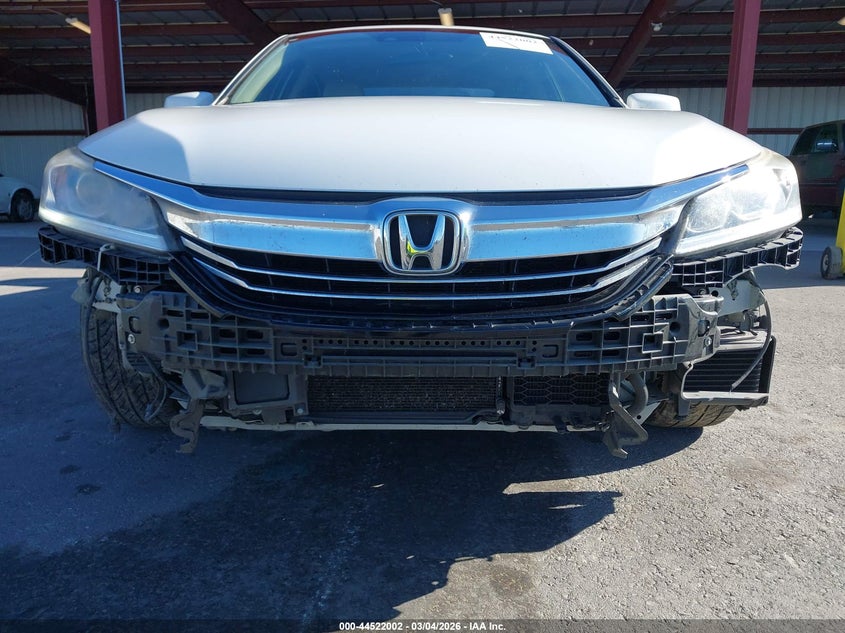 2017 Honda Accord VIN JHMCR6F59HC015002 IAAI salvage auction — FRONT END, Salvage Title, sold $2,300 on 2026-07-14 (photo 6)
