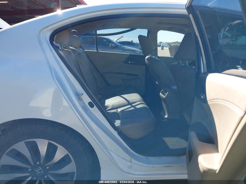2017 Honda Accord VIN JHMCR6F59HC015002 IAAI salvage auction — FRONT END, Salvage Title, sold $2,300 on 2026-07-14 (photo 8)
