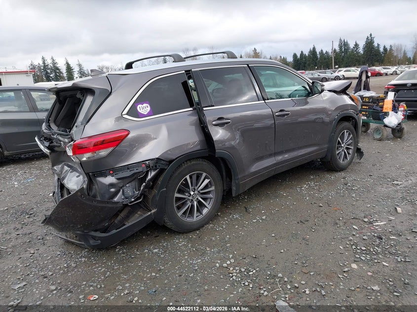 2018 Toyota Highlander VIN 5TDJZRFH1JS534568 IAAI salvage auction — FRONT & REAR, Salvage Title, sold $2,700 on 2026-07-08 (photo 4)
