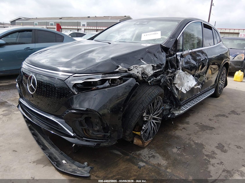 2023 Mercedes-benz VIN 4JGDM2EB5PA018876 IAAI salvage auction — SIDE, Salvage (Texas), sold $15,100 on 2026-07-31 (photo 2)