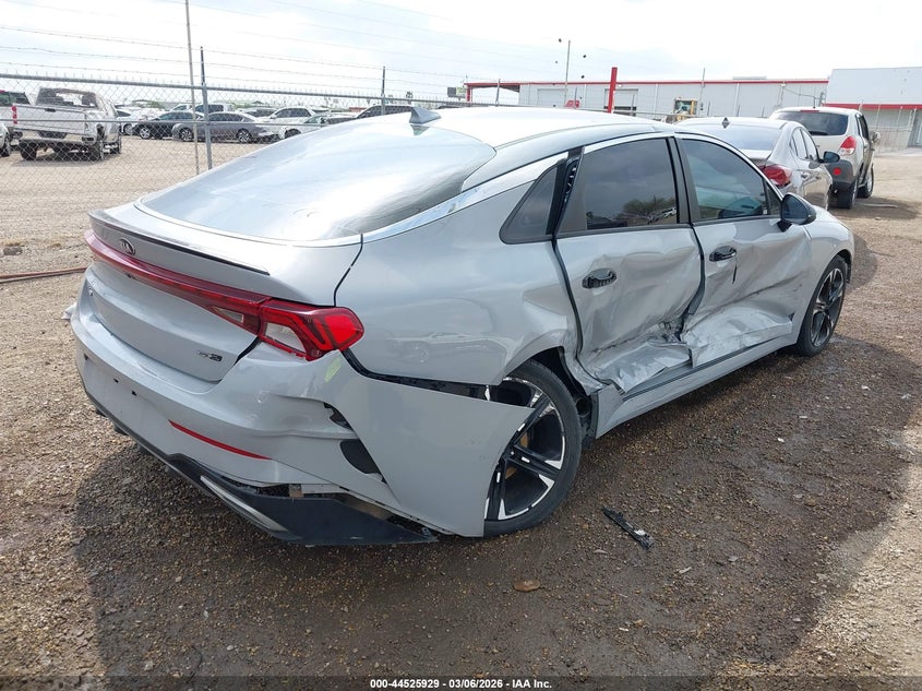 2021 Kia K5 VIN 5XXG64J27MG069194 IAAI salvage auction — RIGHT SIDE, Original (Texas), sold $2,300 on 2026-07-07 (photo 4)