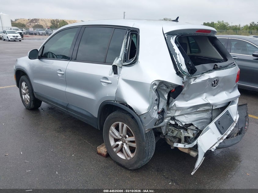 2014 Volkswagen Tiguan VIN WVGAV3AX2EW579009 IAAI salvage auction — FRONT & REAR, Salvage (Texas), sold $275 on 2026-07-16 (photo 3)